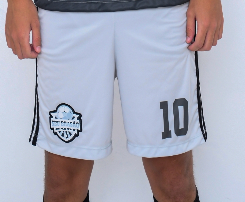 SHORT LINHA PRATA